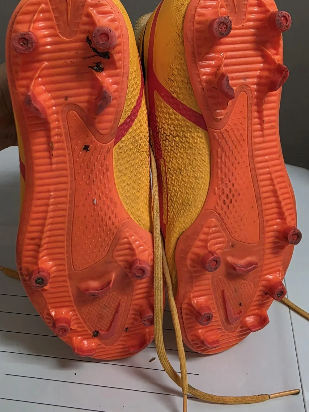 Nike Phantom Kids Soccer Cleats